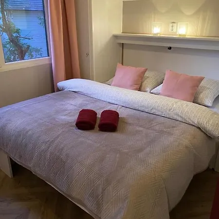 Sfeervolle Chalet Op De Veluwe In Vakantiepark Hoenderloo
